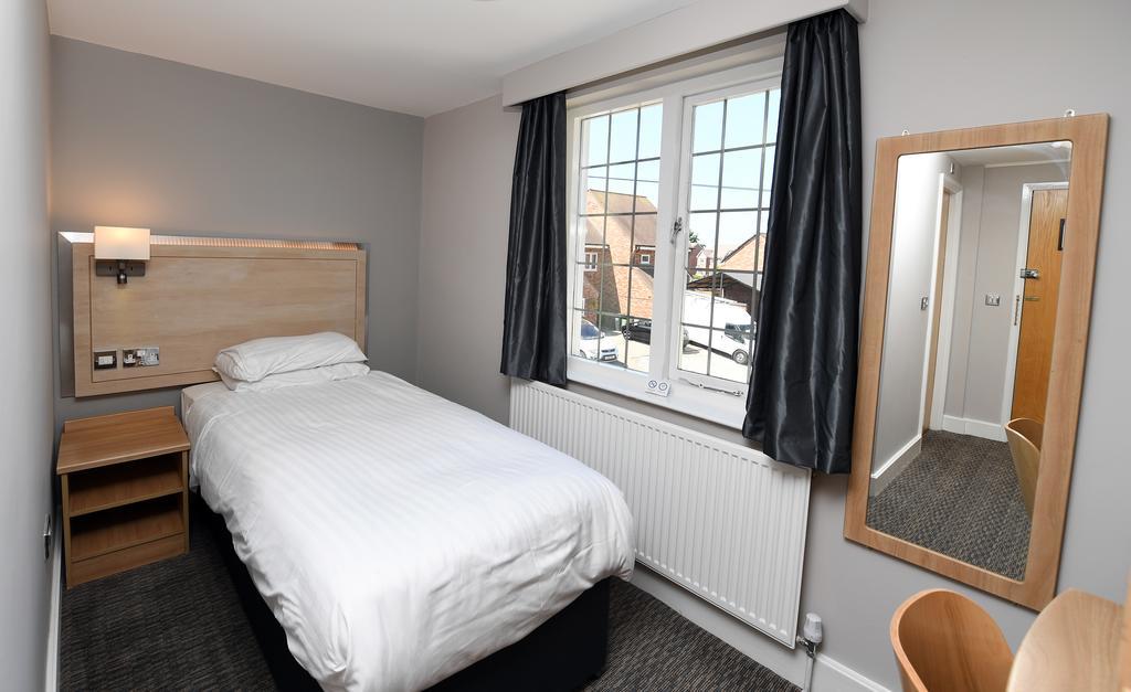 Crown, Droitwich By Marston'S Inns Exterior photo