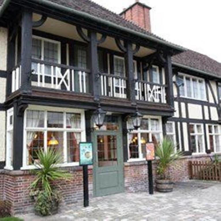 Crown, Droitwich By Marston'S Inns Exterior photo